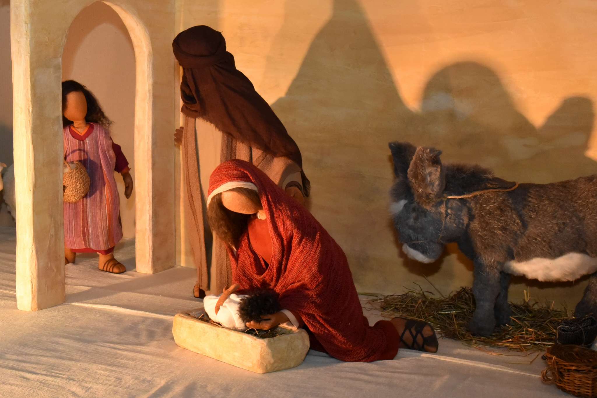 2018 Krippe mit Kirchenfiguren in Steinhausen